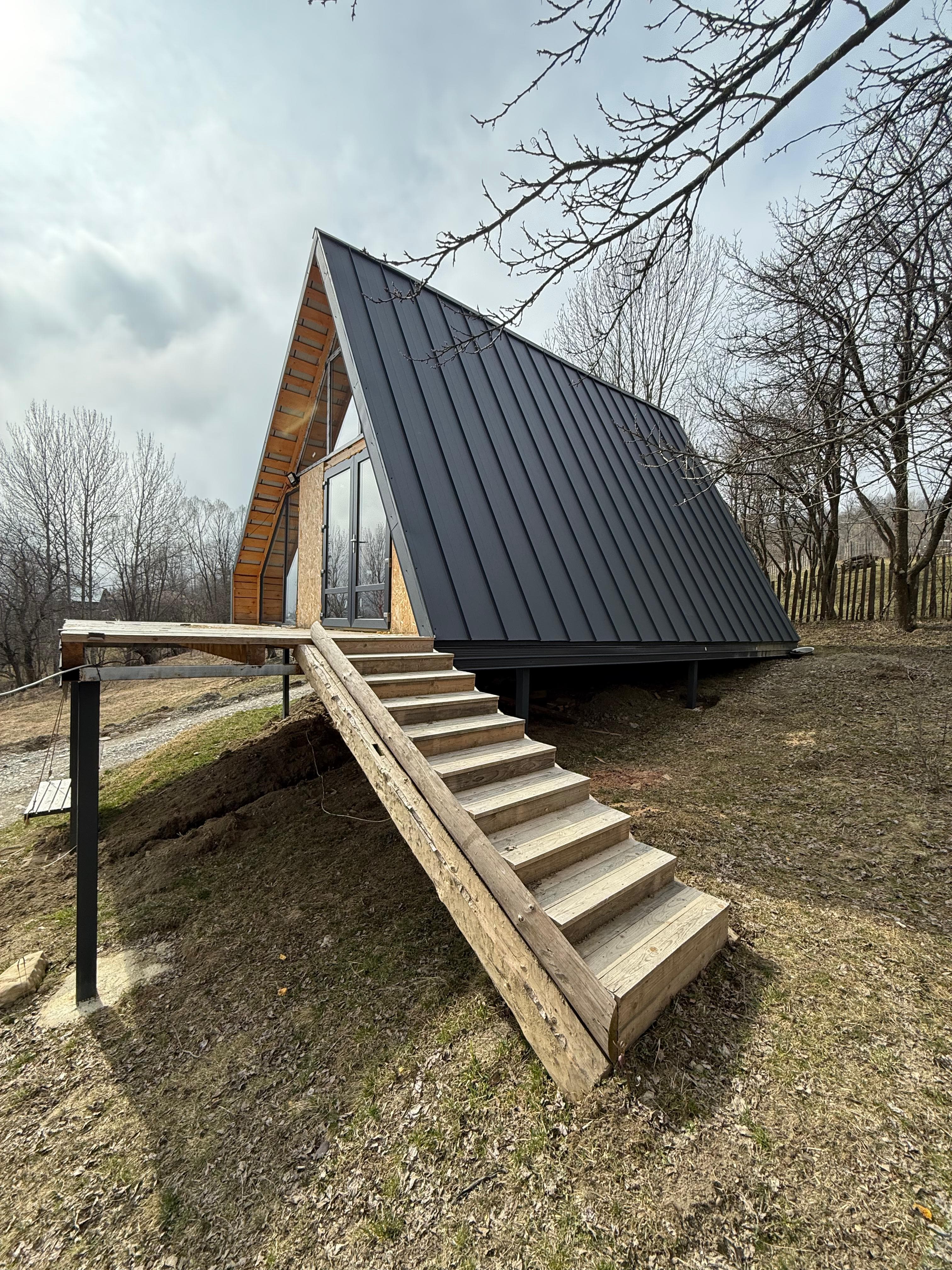 The Clearing — lateral A-Frame cu scări lemn, Secăria Prahova